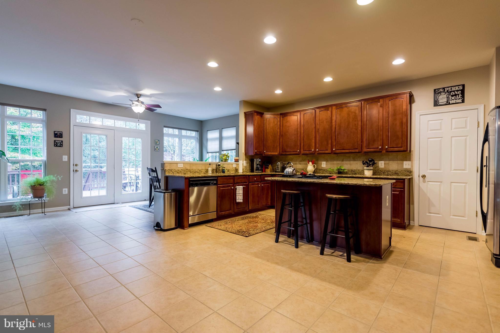 SARATOGA HUNT - Residential