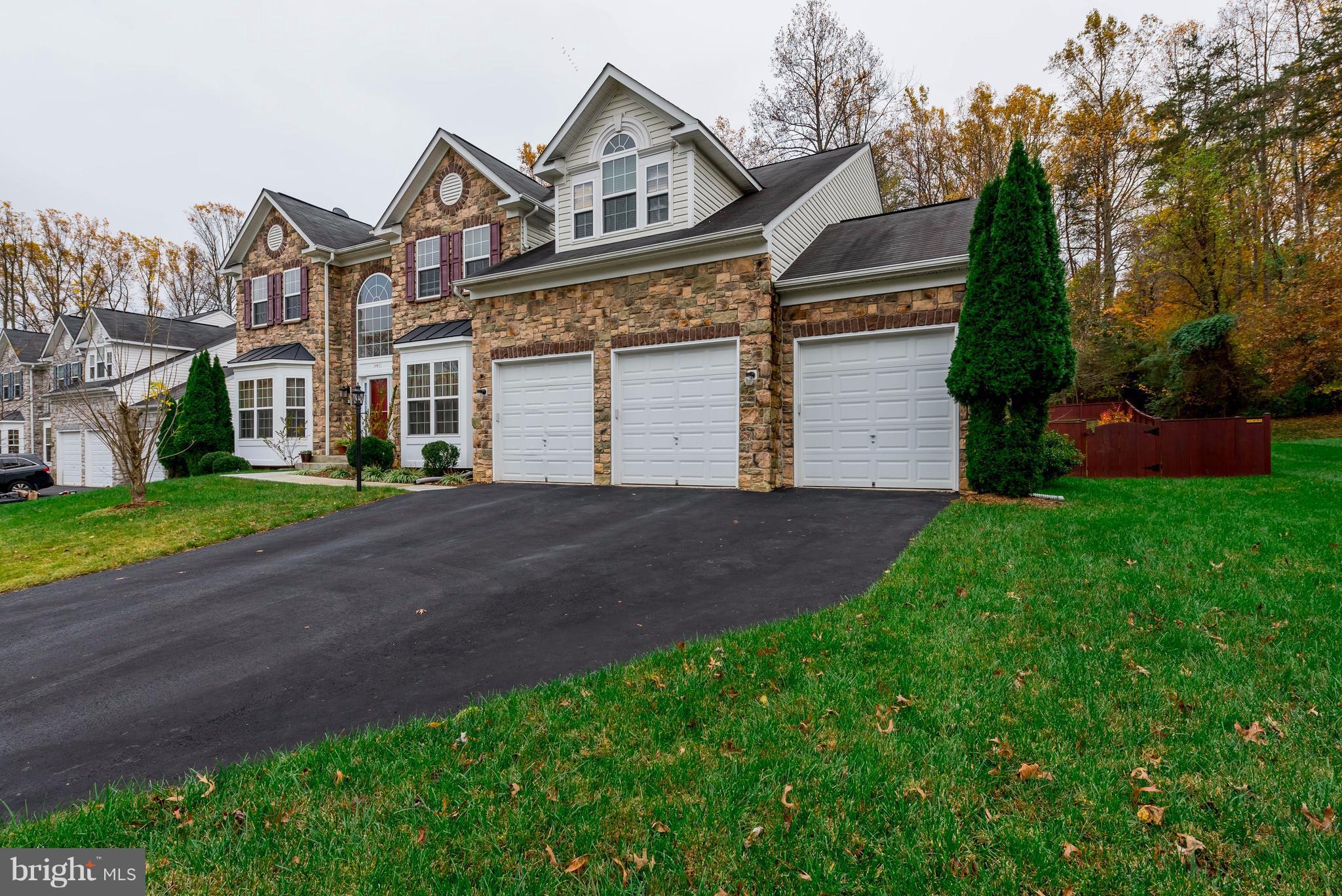 SARATOGA HUNT - Residential