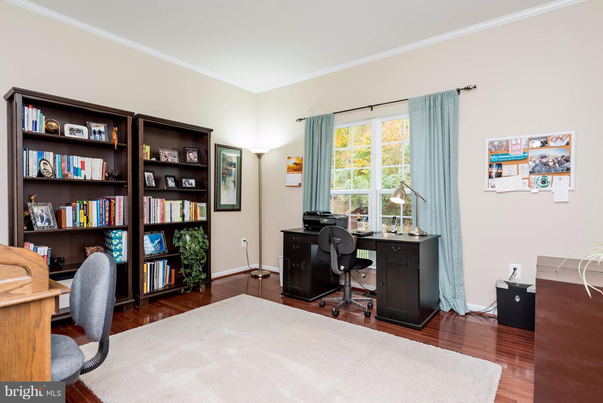 SARATOGA HUNT - Residential