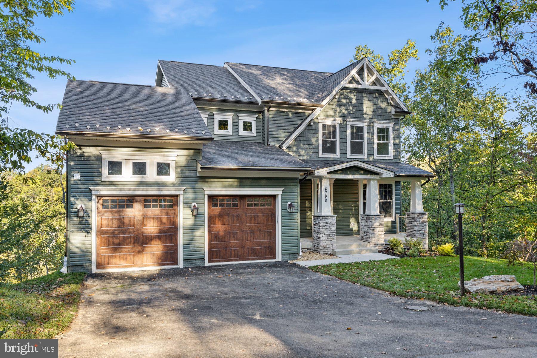 6804 OAKLEDGE COURT