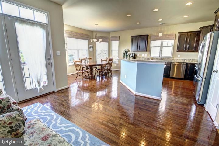 KIMMITT PROPERTY - Residential Lease