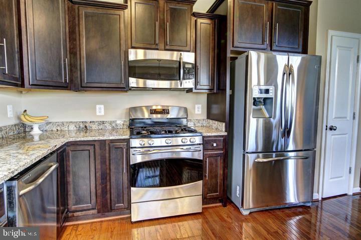 KIMMITT PROPERTY - Residential Lease