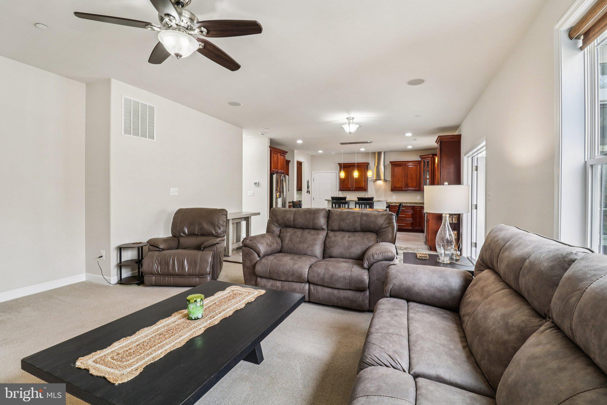 HOLLYBROOK FARM SUB - Residential