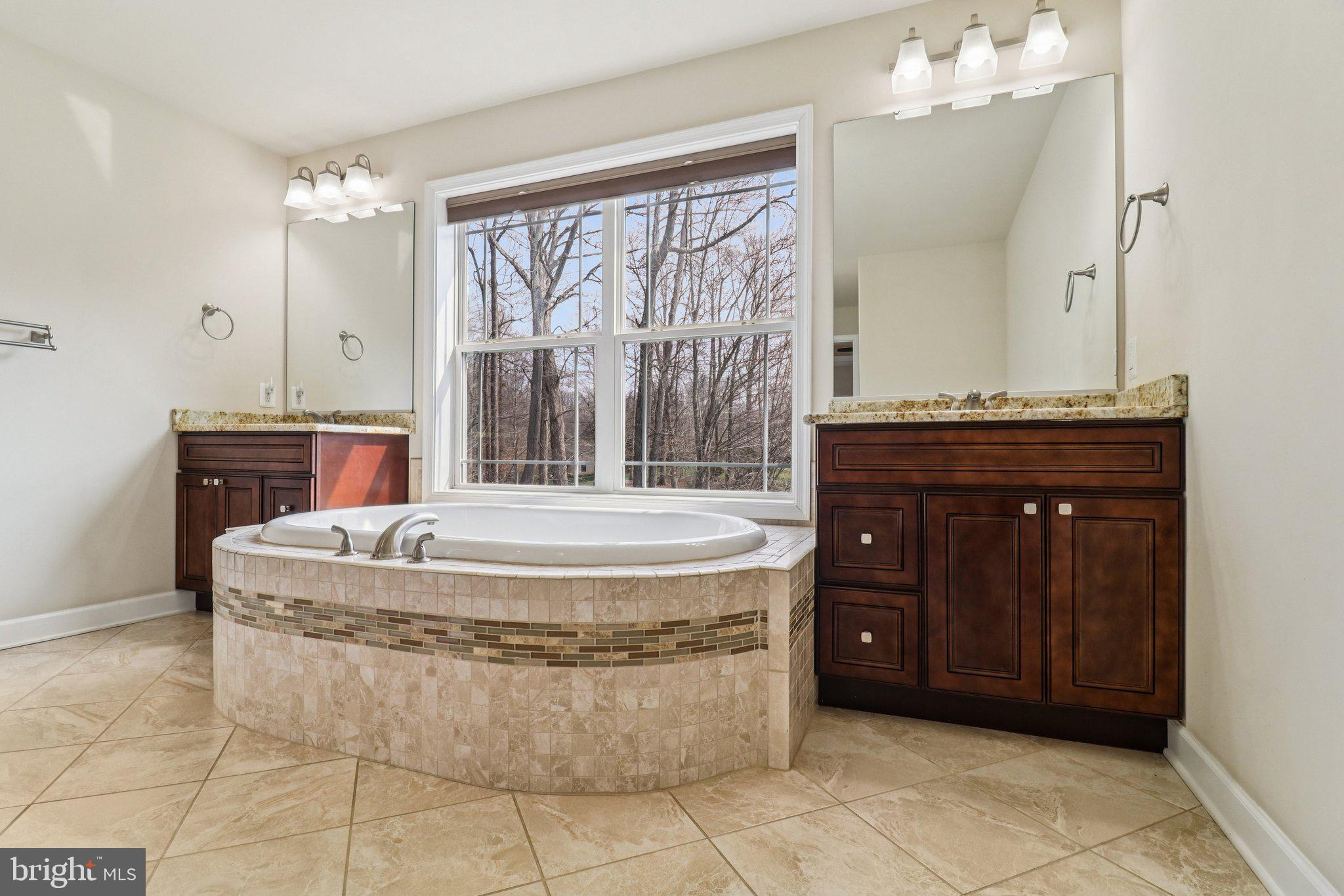 HOLLYBROOK FARM SUB - Residential