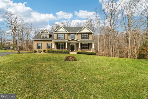 Homes For Sale - 11511 Summerton Court<br/> LA PLATA, MD 20646