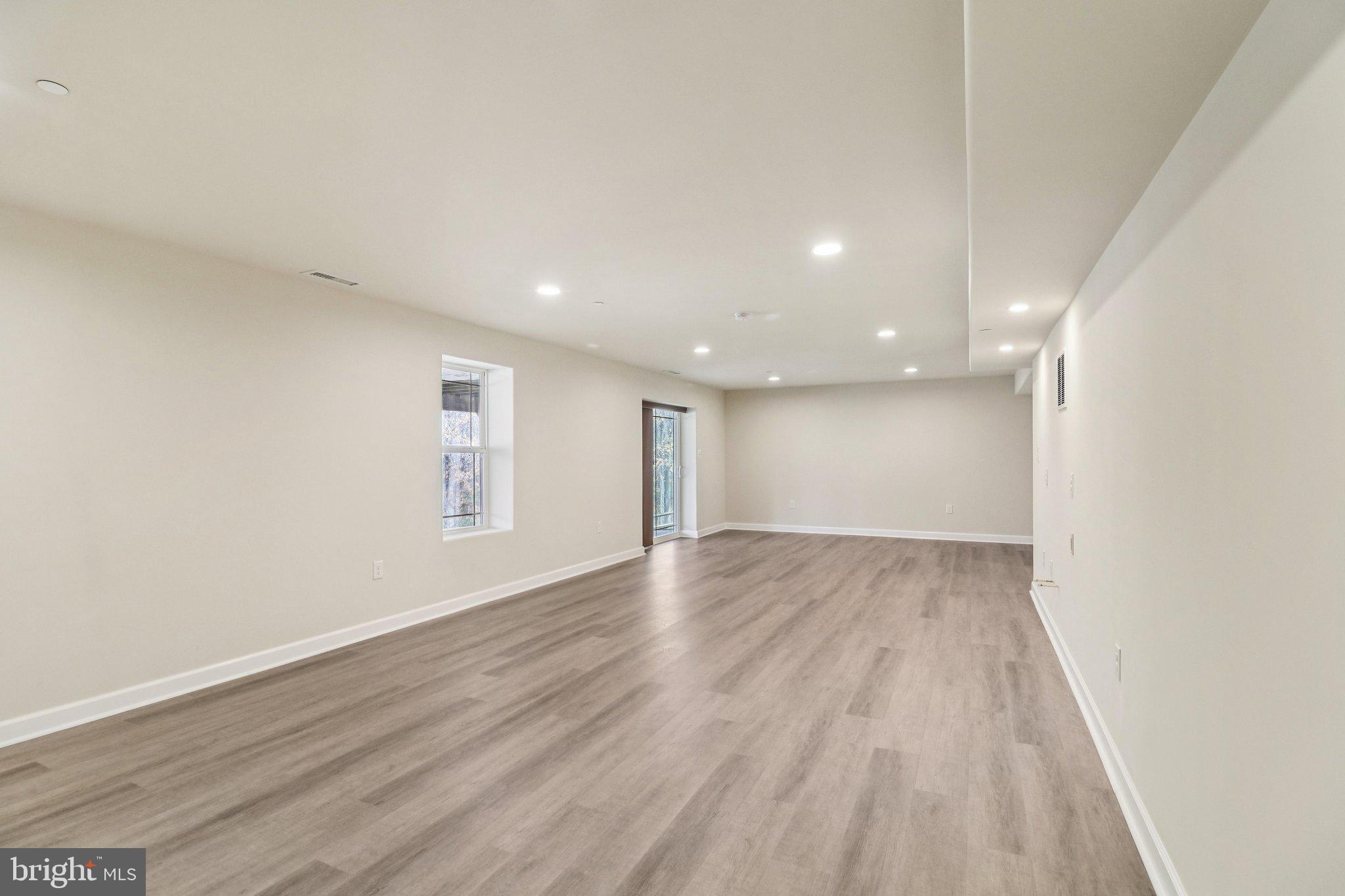 HOLLYBROOK FARM SUB - Residential