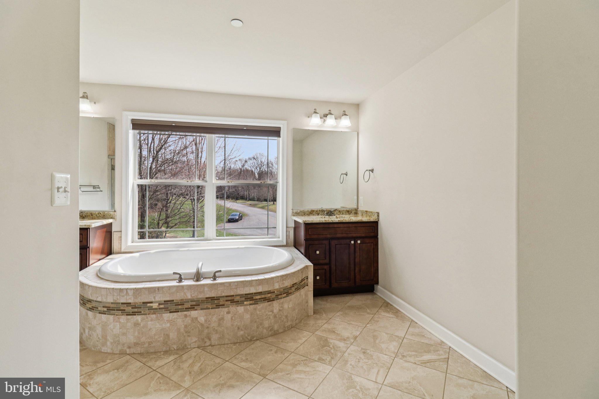 HOLLYBROOK FARM SUB - Residential