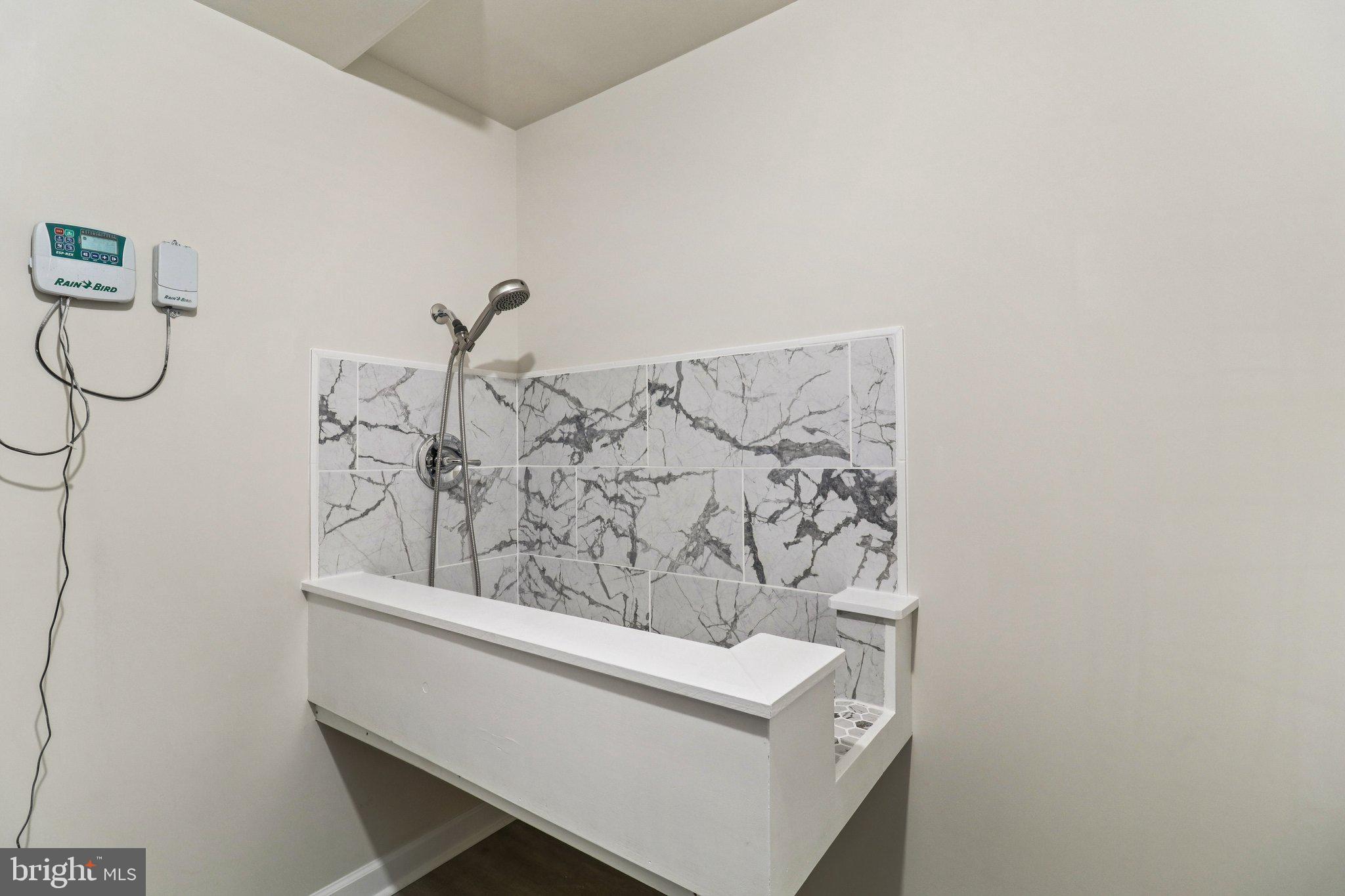 HOLLYBROOK FARM SUB - Residential