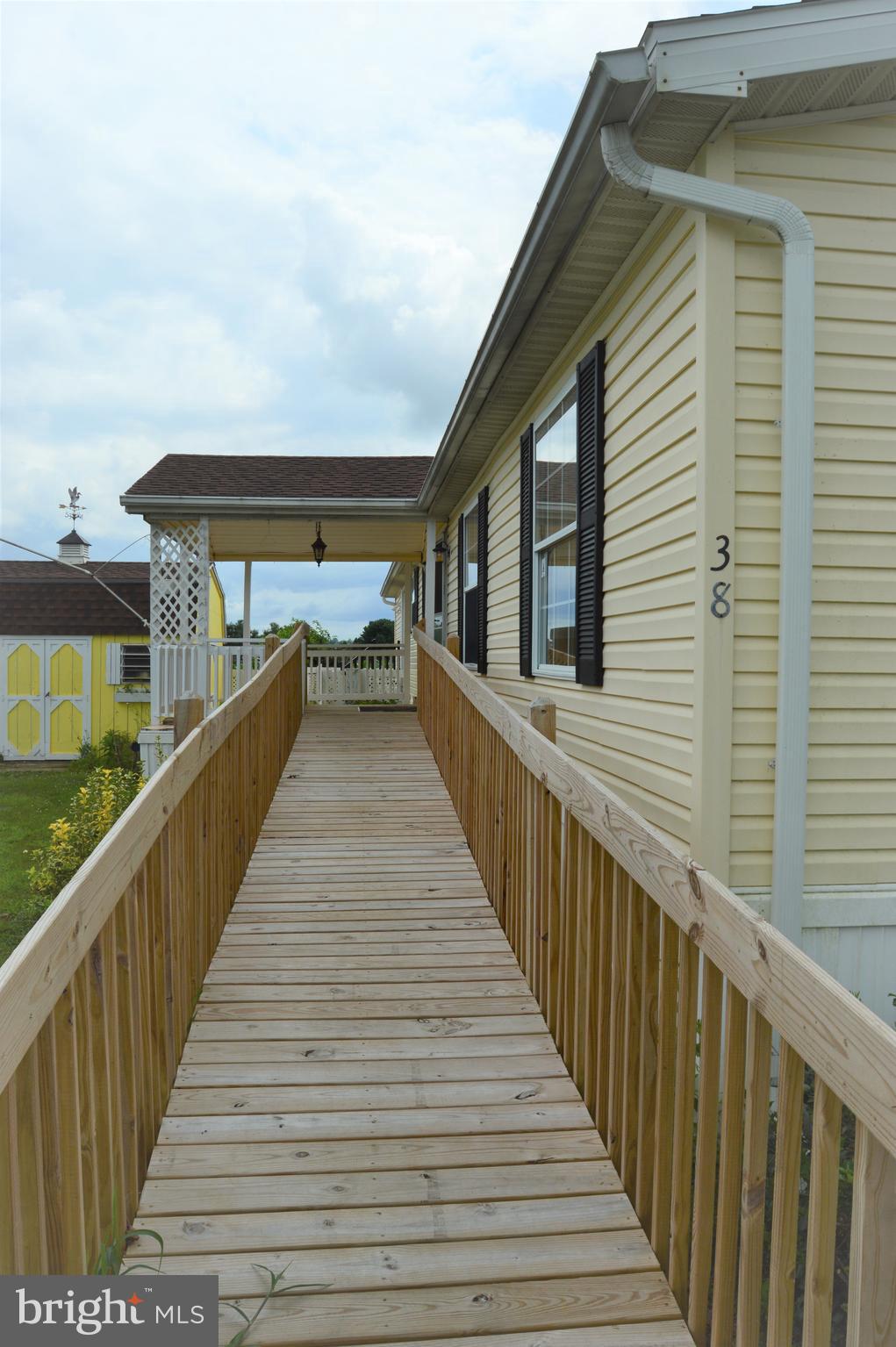 VICTORIA MANOR ESTATES - Residential