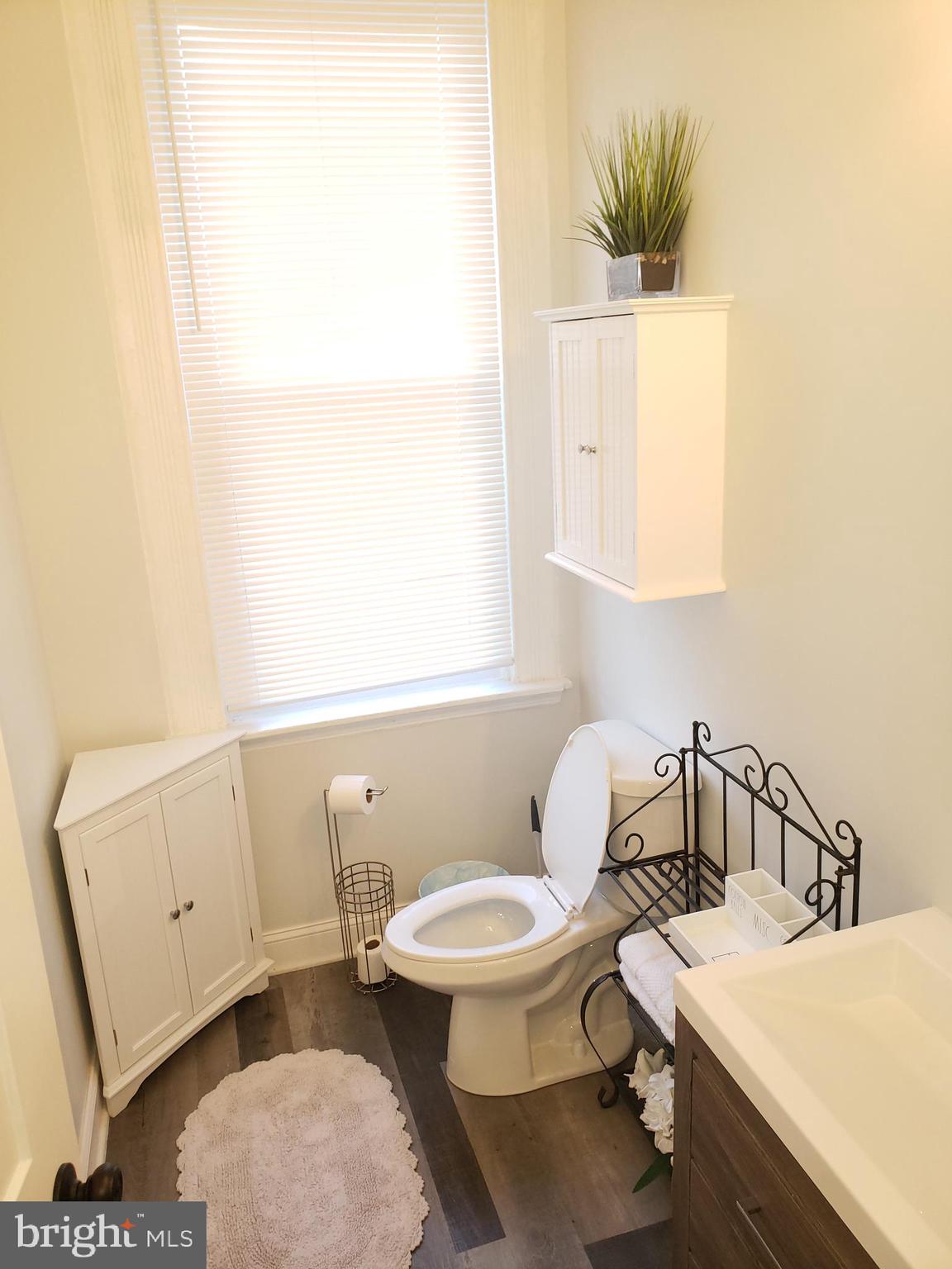 MADISON PARK HISTORIC DISTRICT - Residential Lease