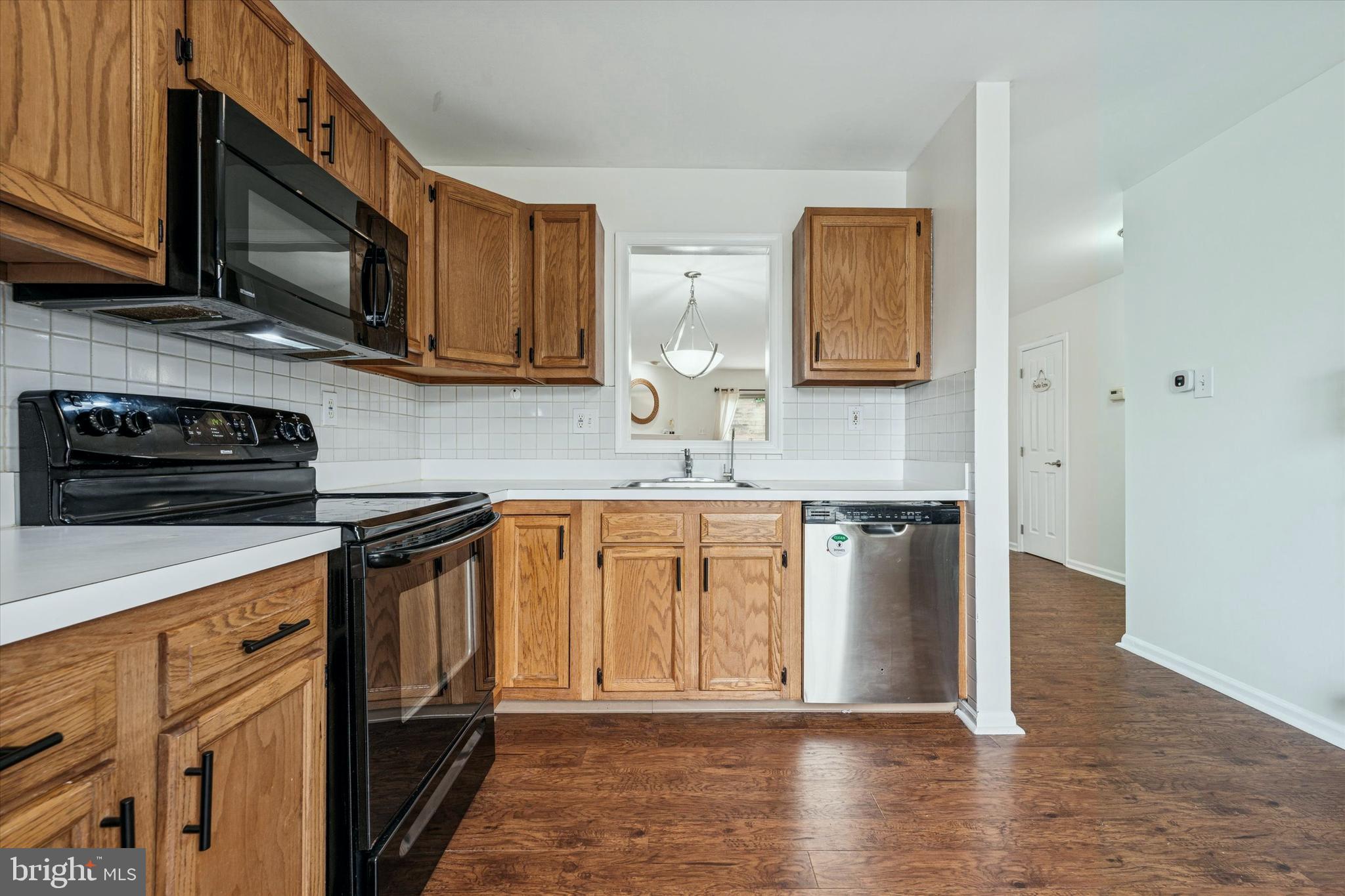 BALLINAHINCH - Residential