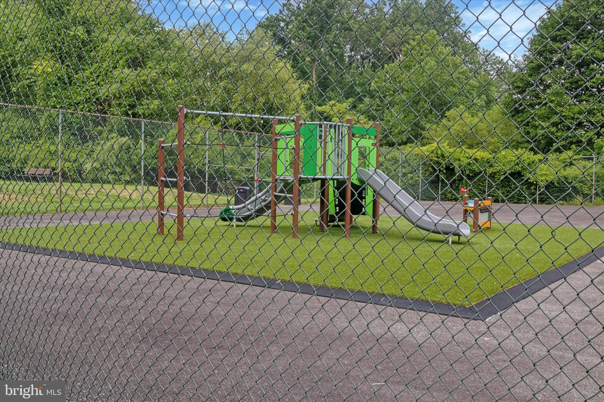 BALLINAHINCH - Residential