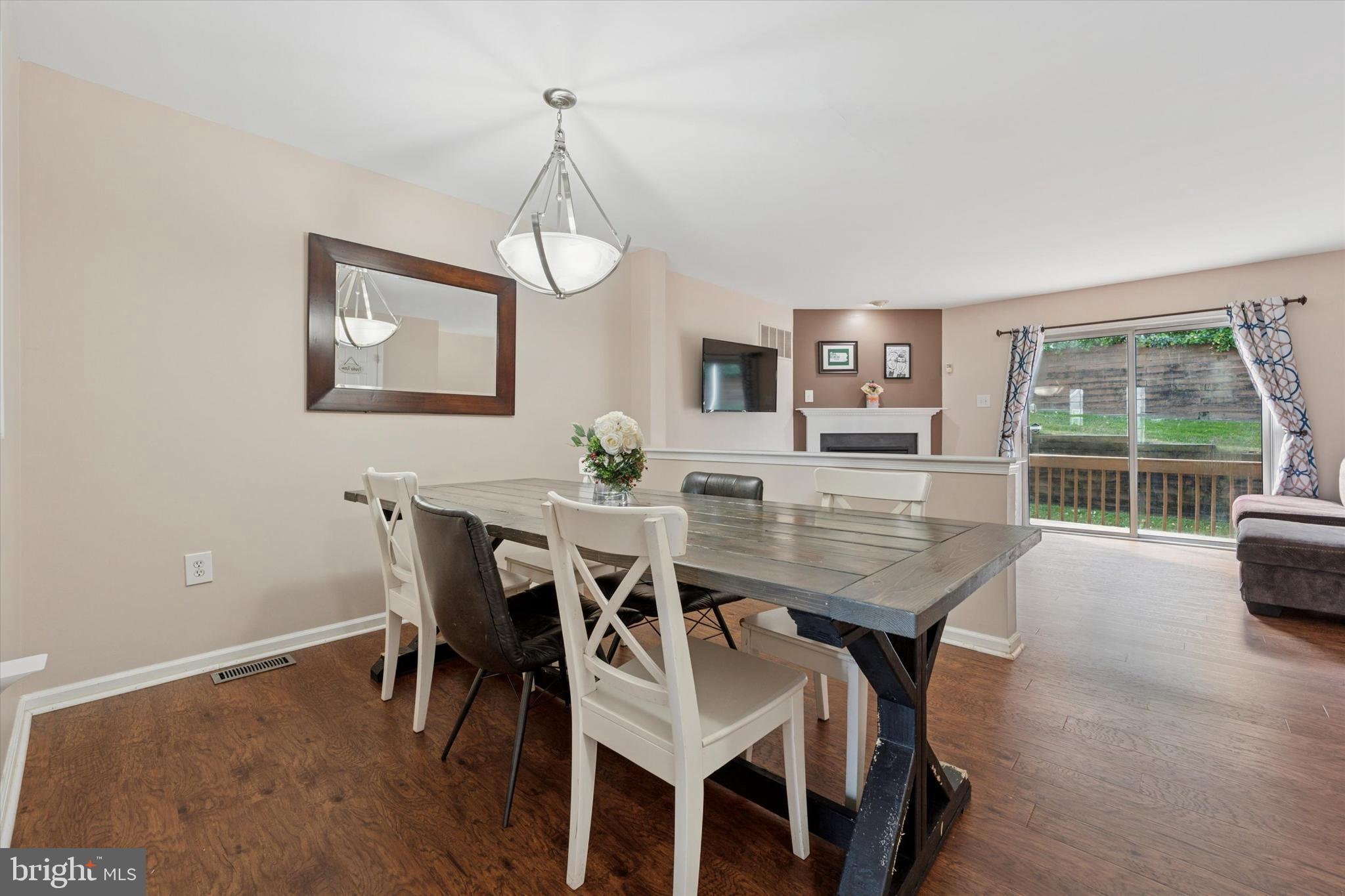 BALLINAHINCH - Residential