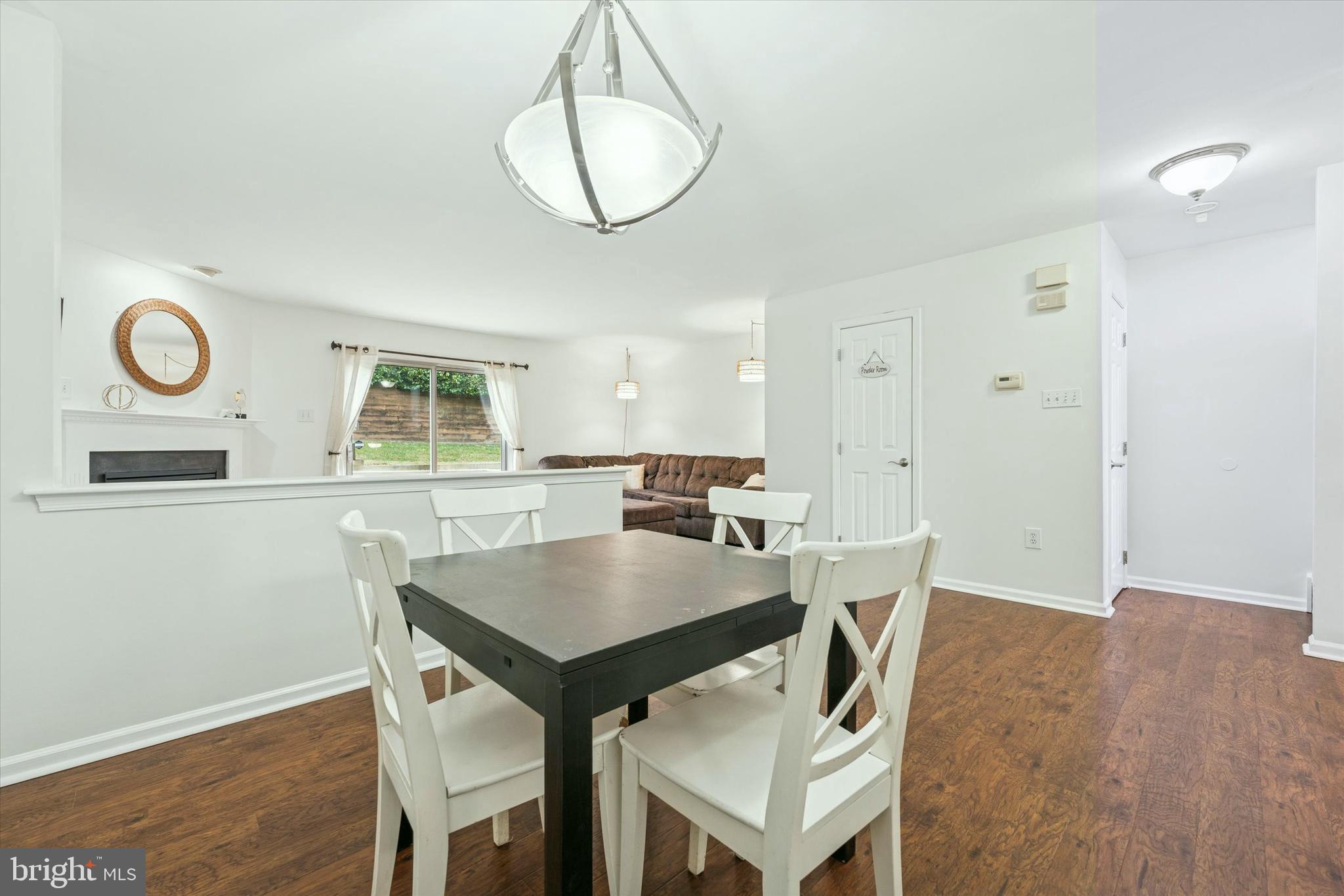 BALLINAHINCH - Residential