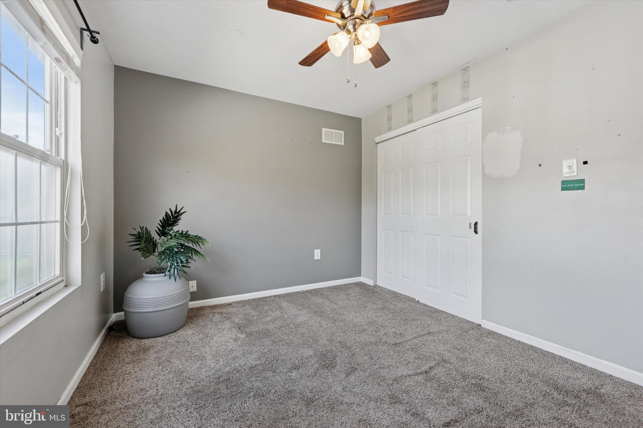 BALLINAHINCH - Residential