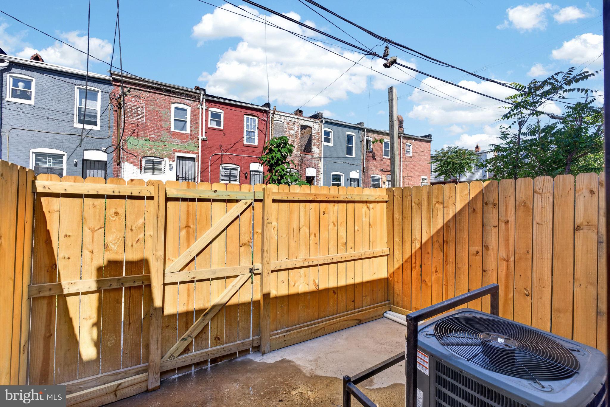 MCELDERRY PARK - Residential