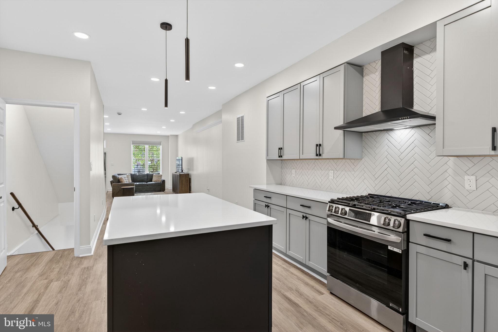 MCELDERRY PARK - Residential