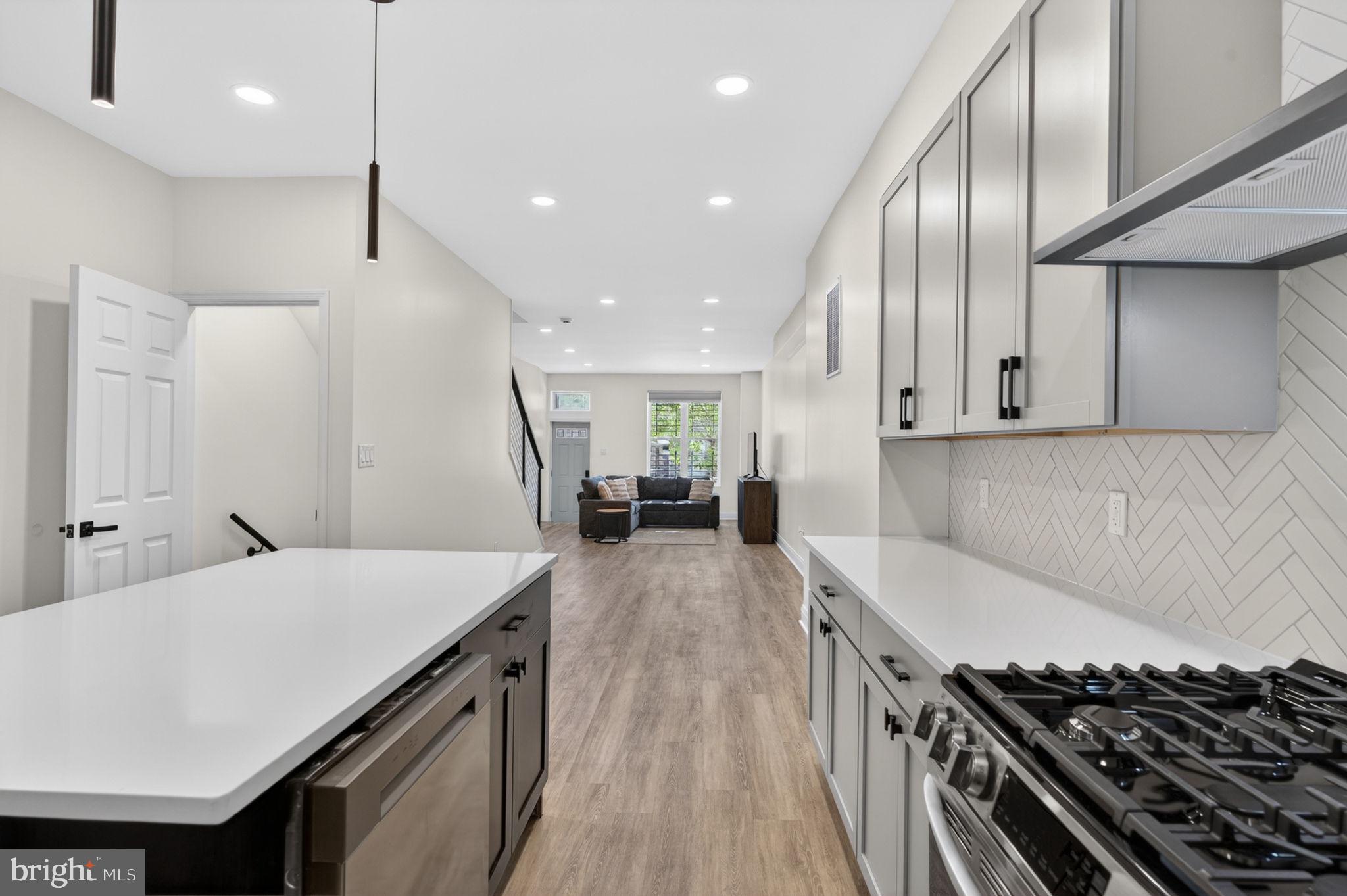 MCELDERRY PARK - Residential