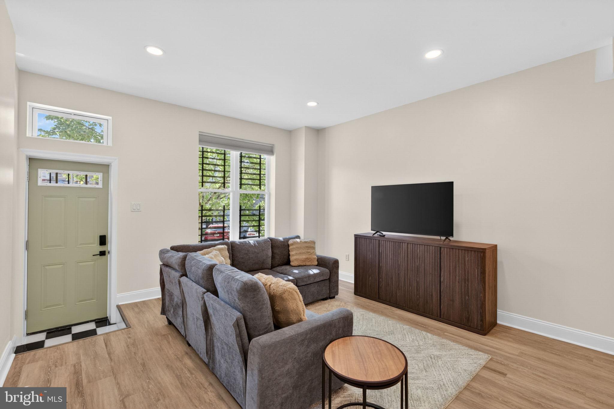 MCELDERRY PARK - Residential