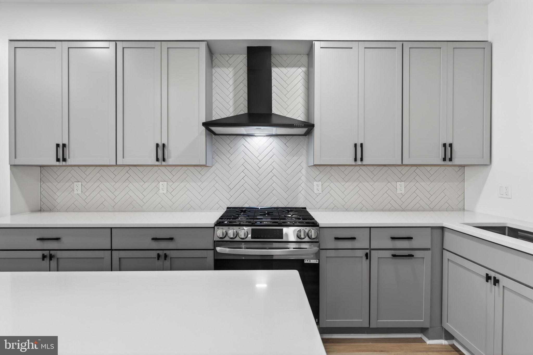 MCELDERRY PARK - Residential