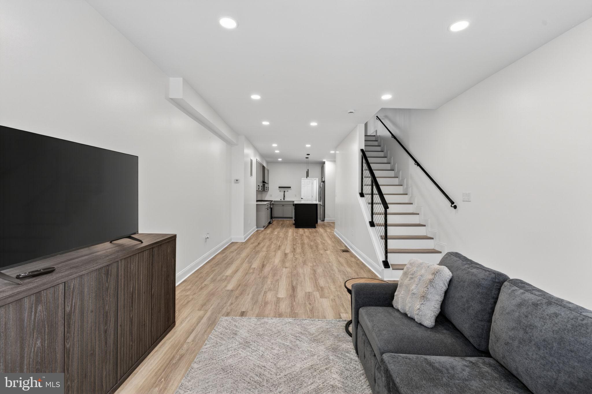 MCELDERRY PARK - Residential