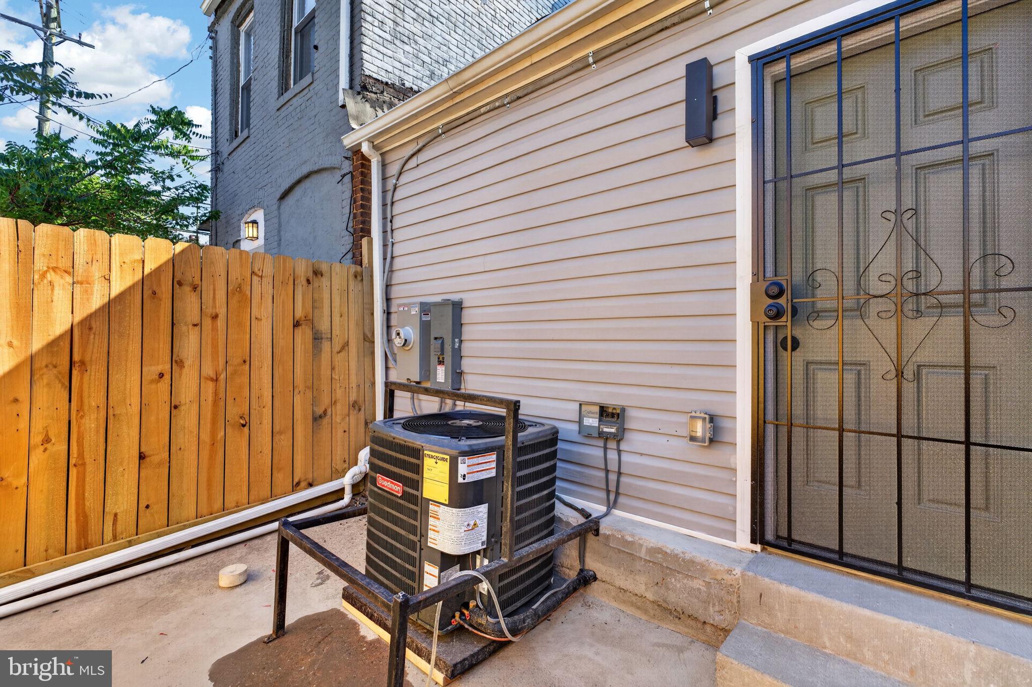 MCELDERRY PARK - Residential