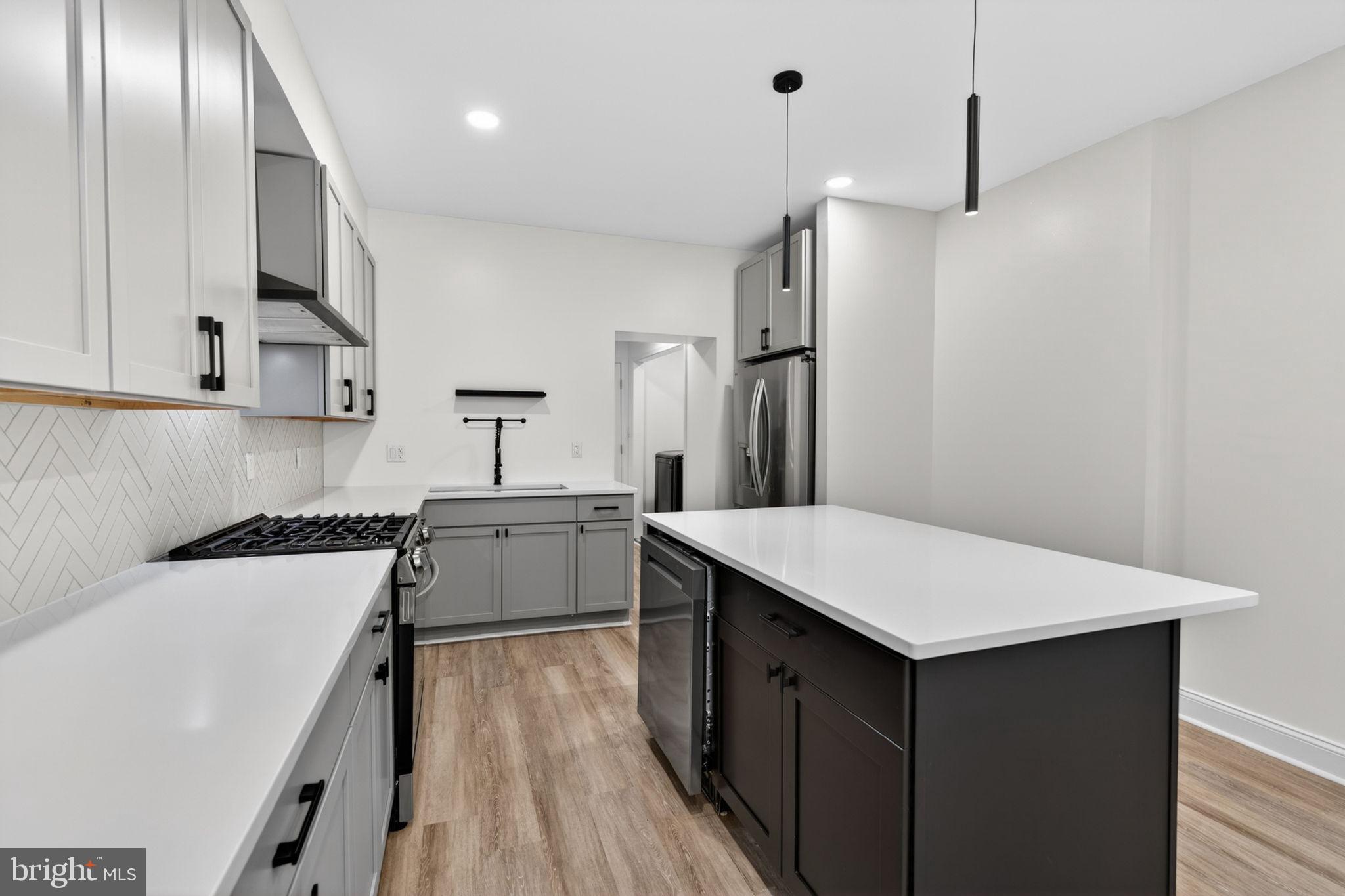 MCELDERRY PARK - Residential