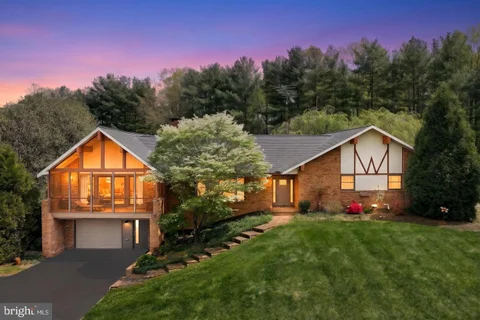 MLS: PAYK2111400