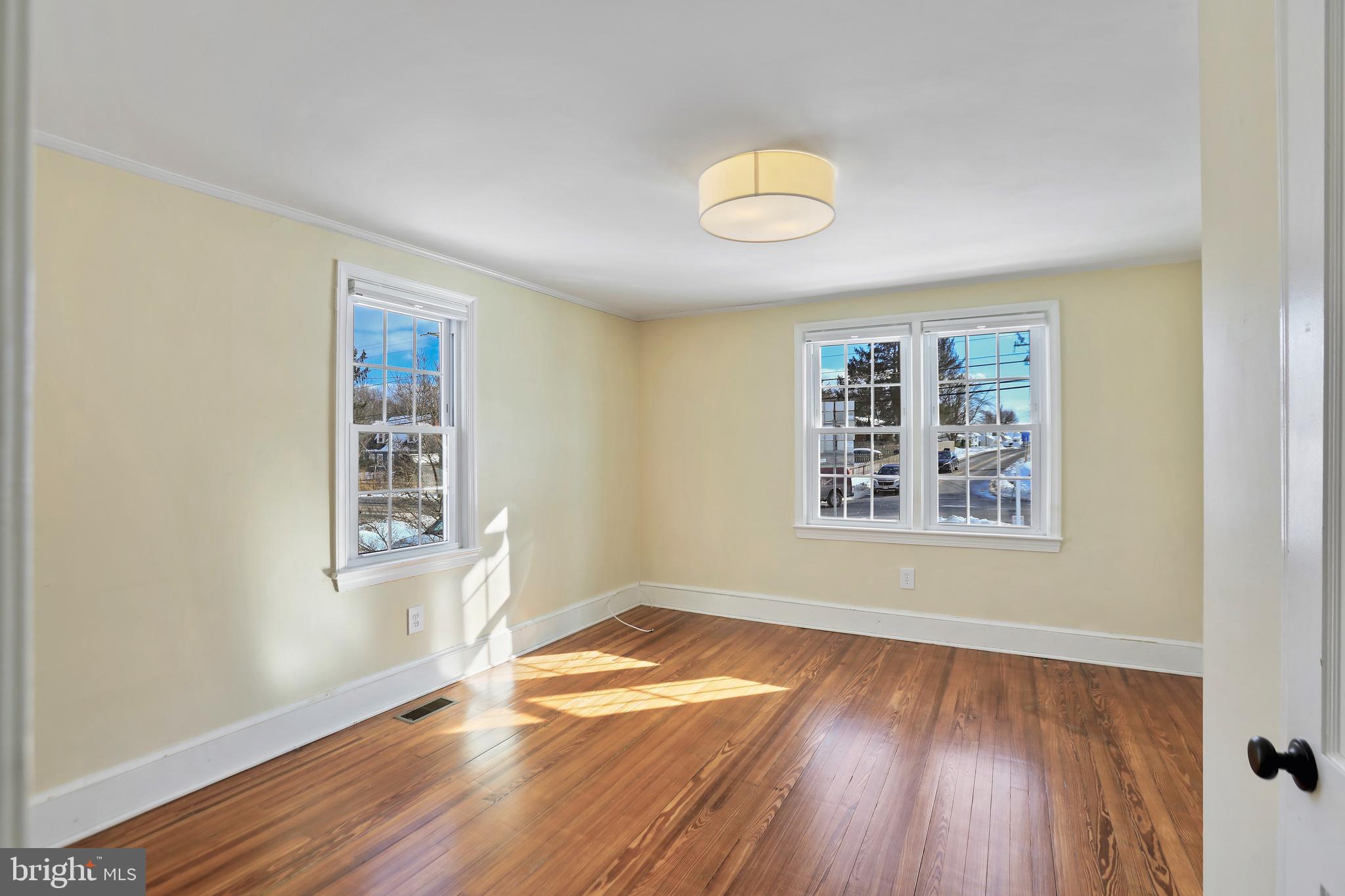 TOWN OF HAMILTON - Residential