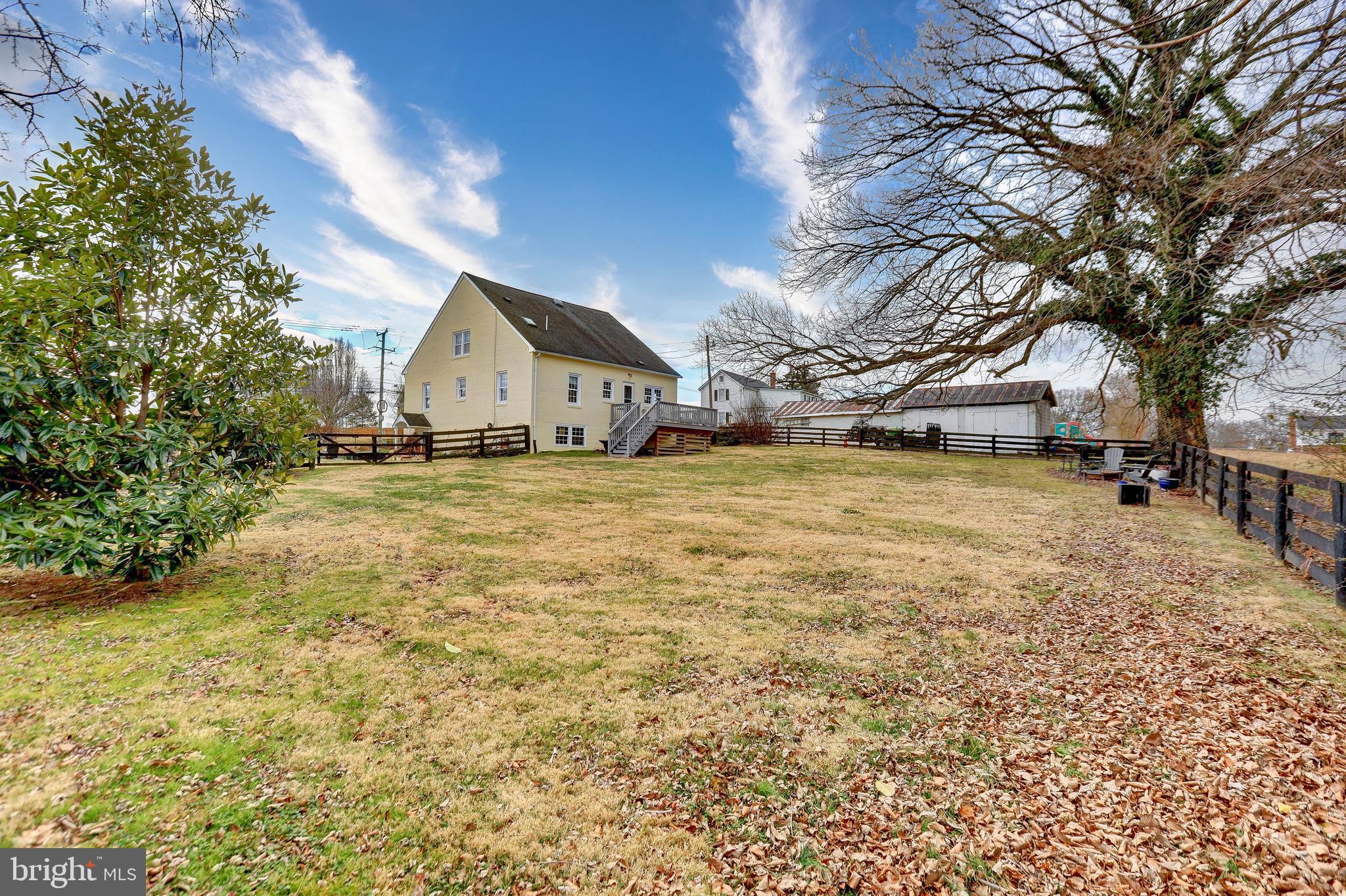 TOWN OF HAMILTON - Residential