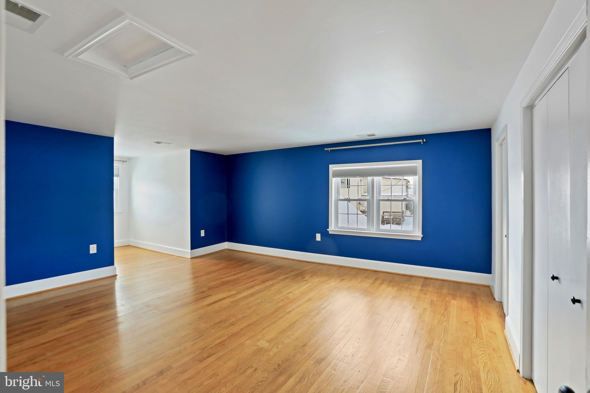 TOWN OF HAMILTON - Residential