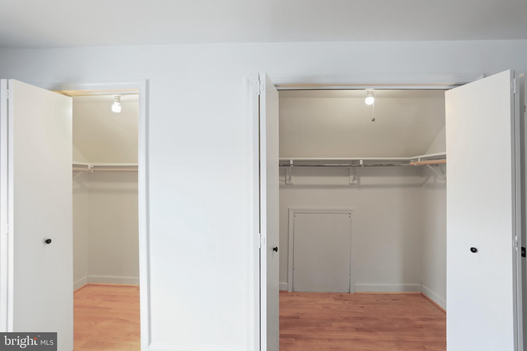 TOWN OF HAMILTON - Residential