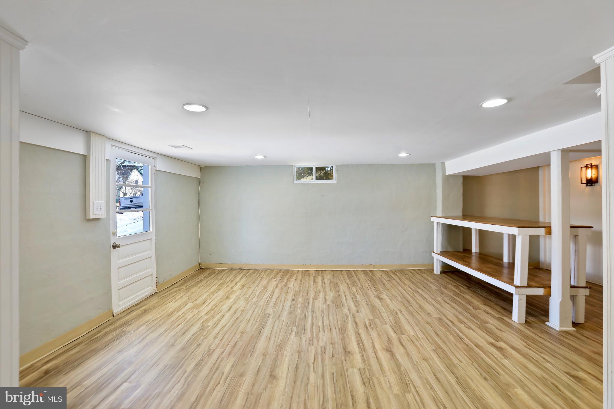 TOWN OF HAMILTON - Residential