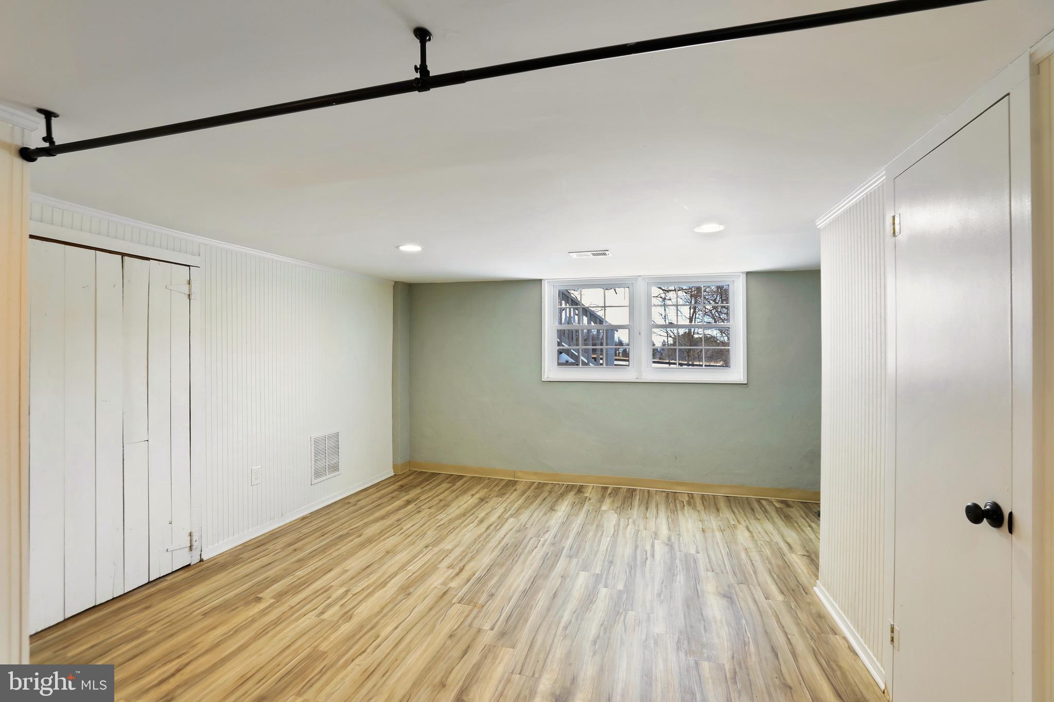 TOWN OF HAMILTON - Residential