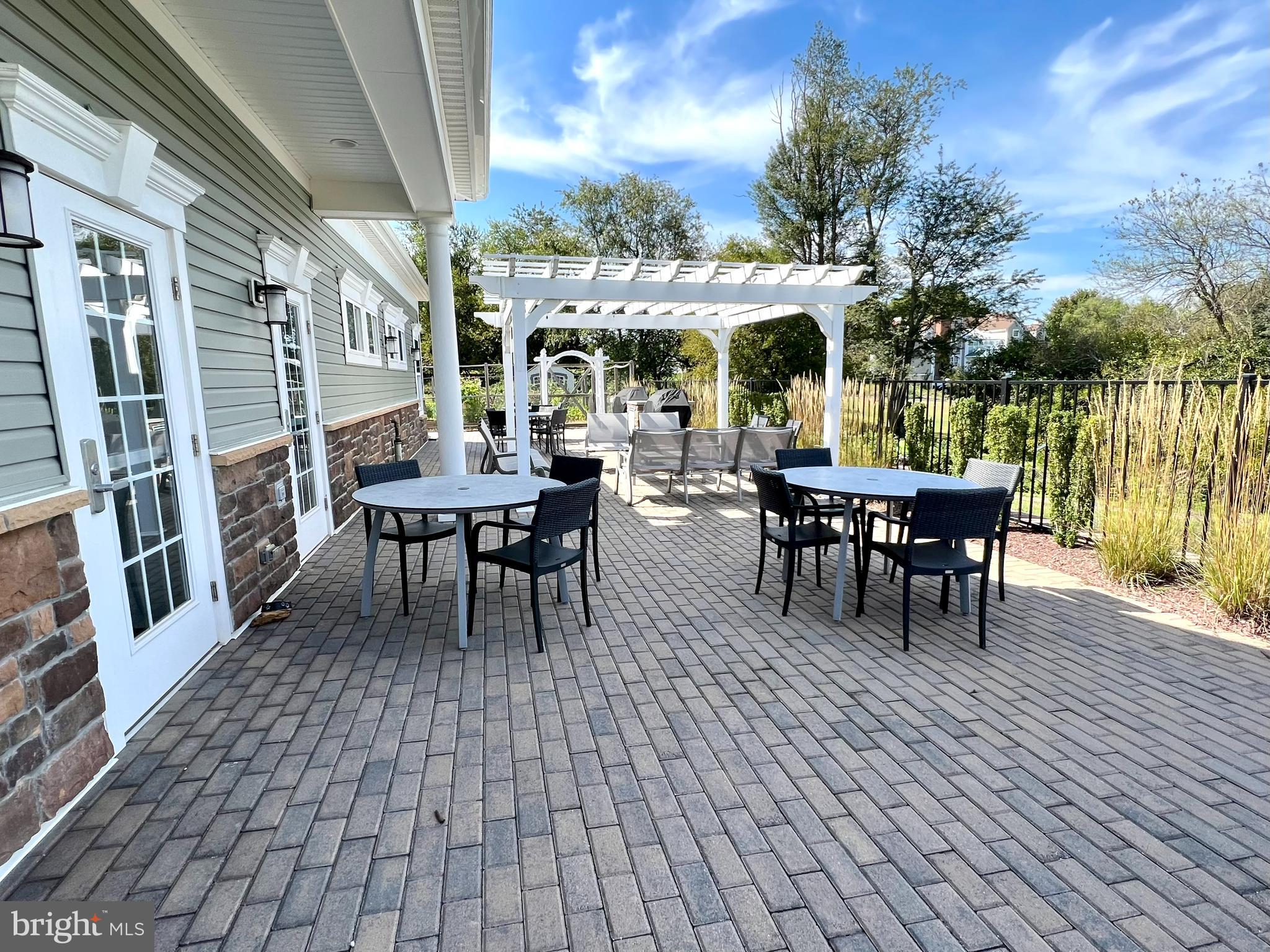 COURTS OF CLARKSBURG - Residential