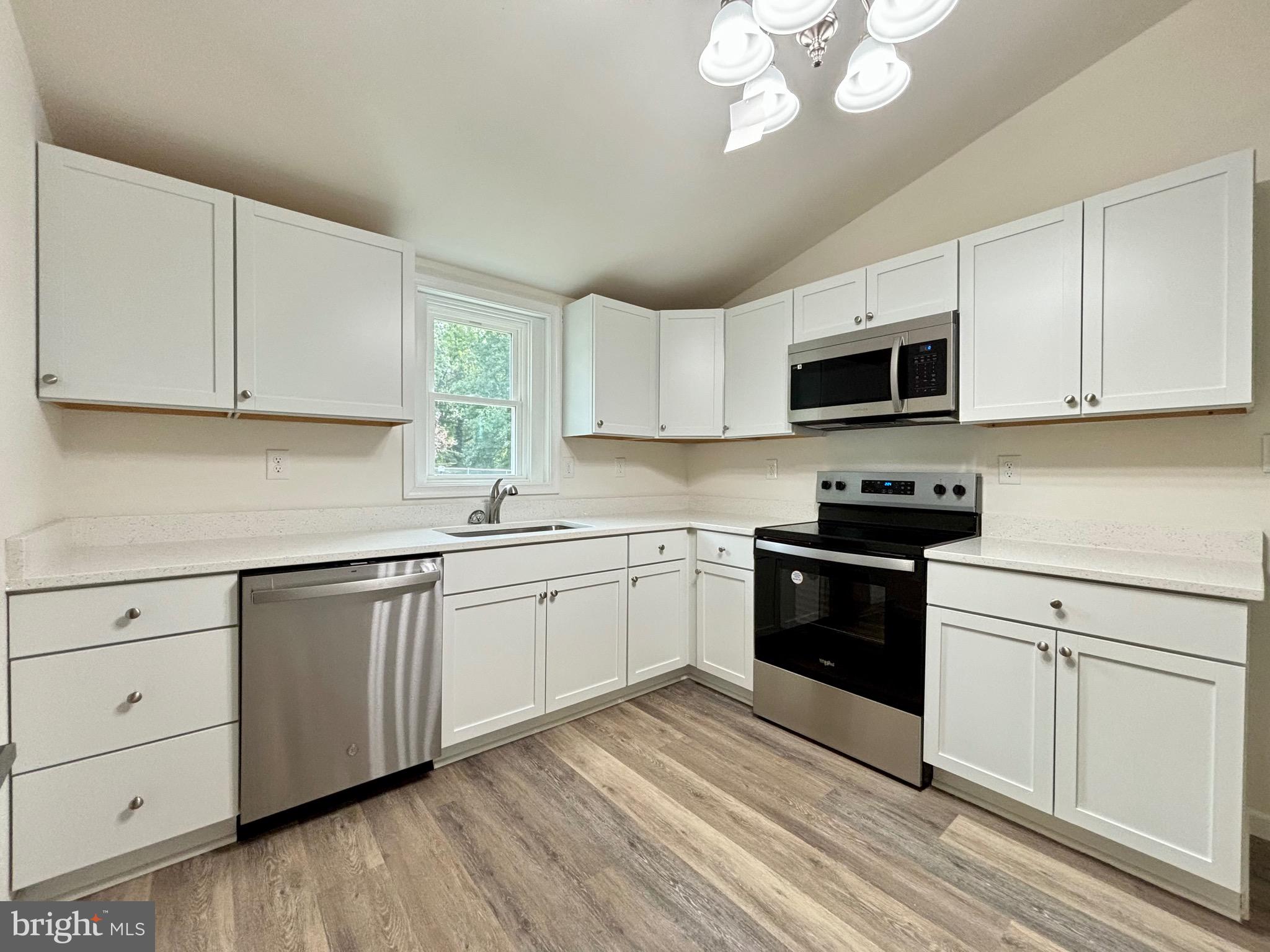 POTOMAC HILLS - Residential