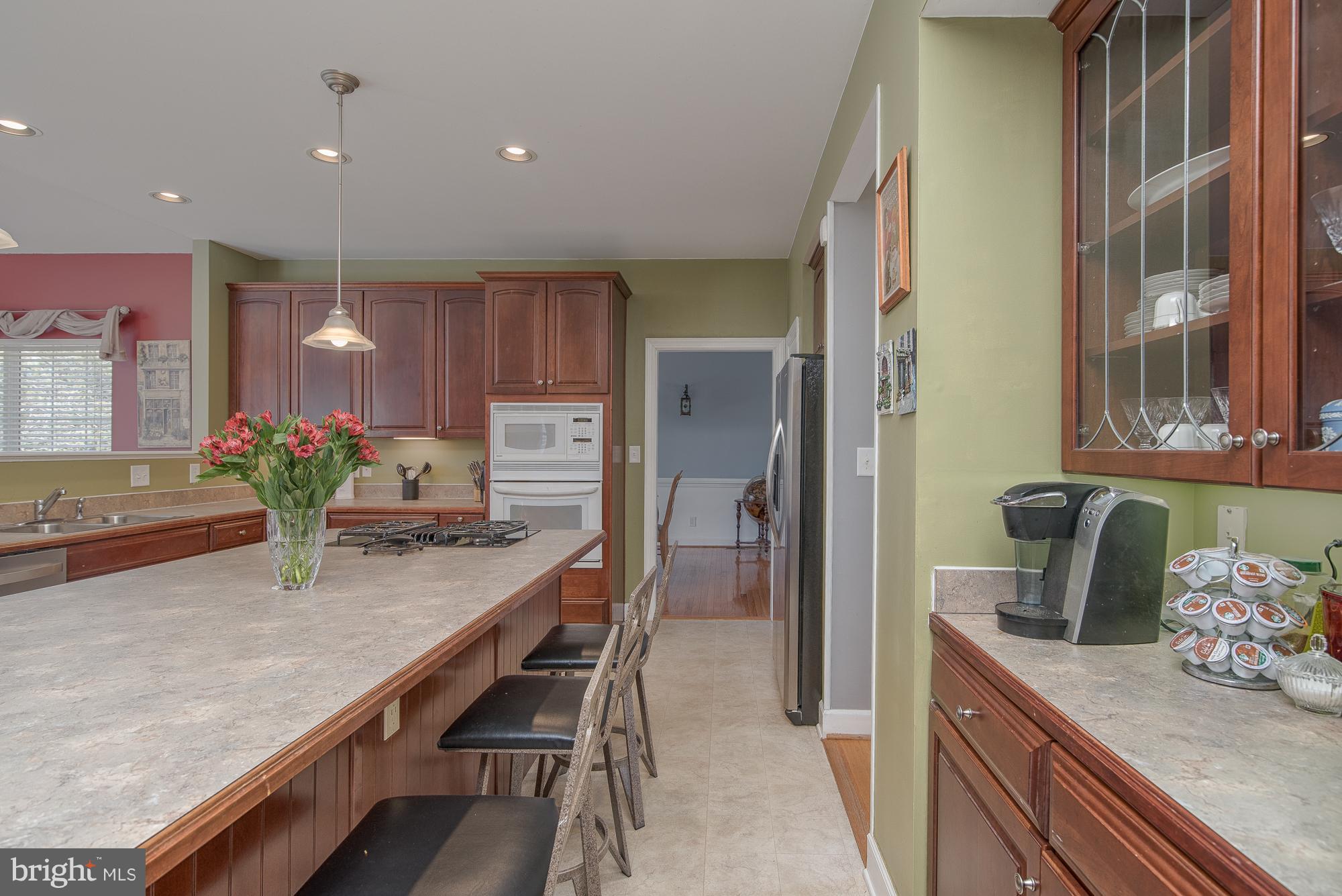 WILLOW POND - Residential