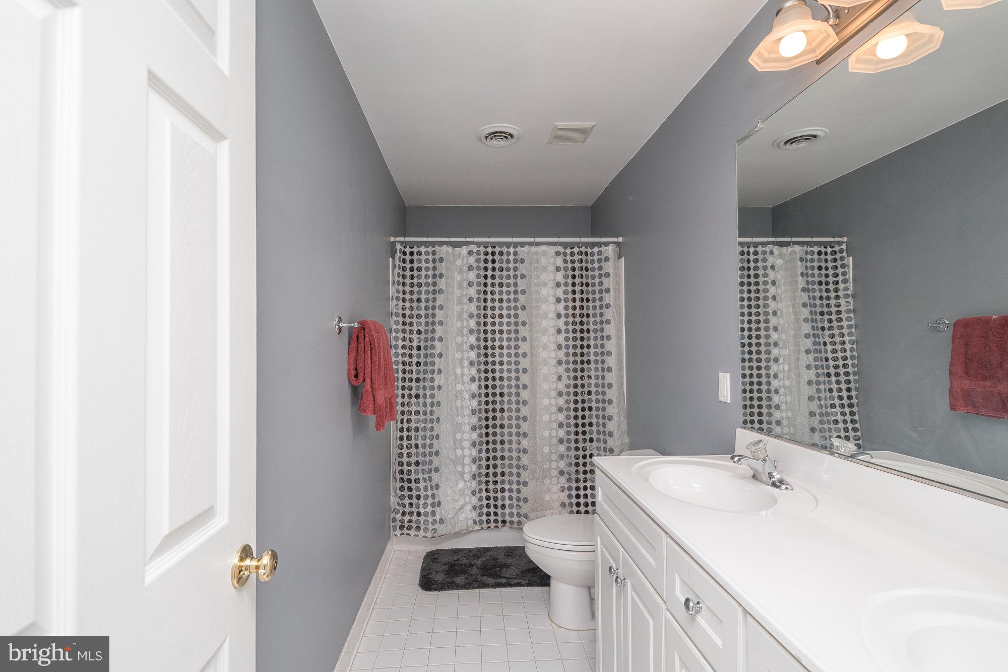 WILLOW POND - Residential