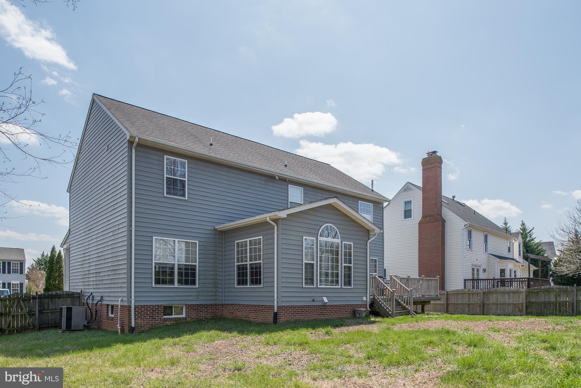 WILLOW POND - Residential