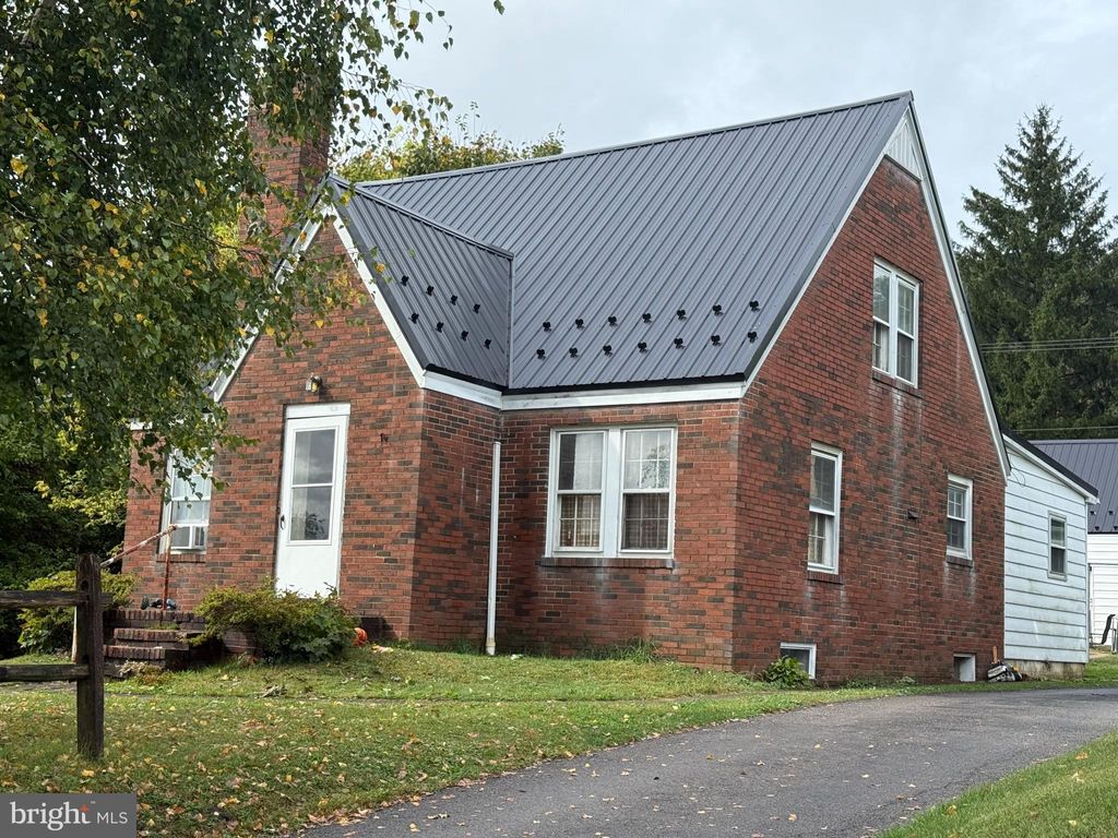 Photo of 208 Woodward Avenue, LOCK HAVEN, PA 17745 (MLS # PACL2025270)