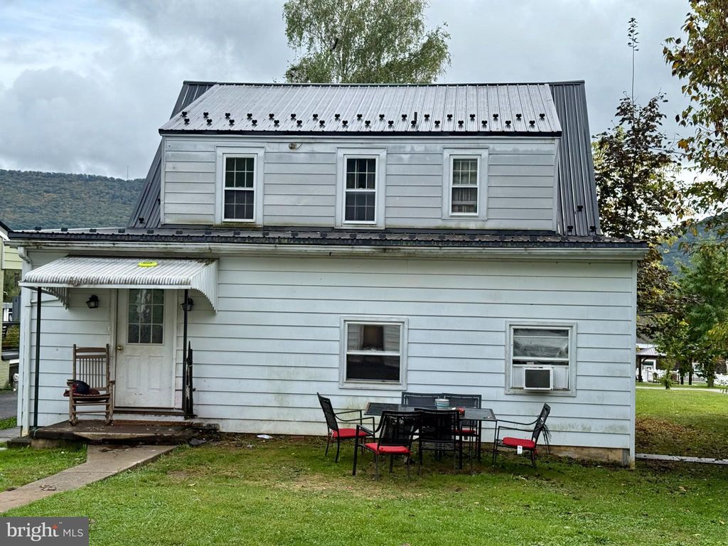 Photo of 208 Woodward Avenue, LOCK HAVEN, PA 17745 (MLS # PACL2025270)