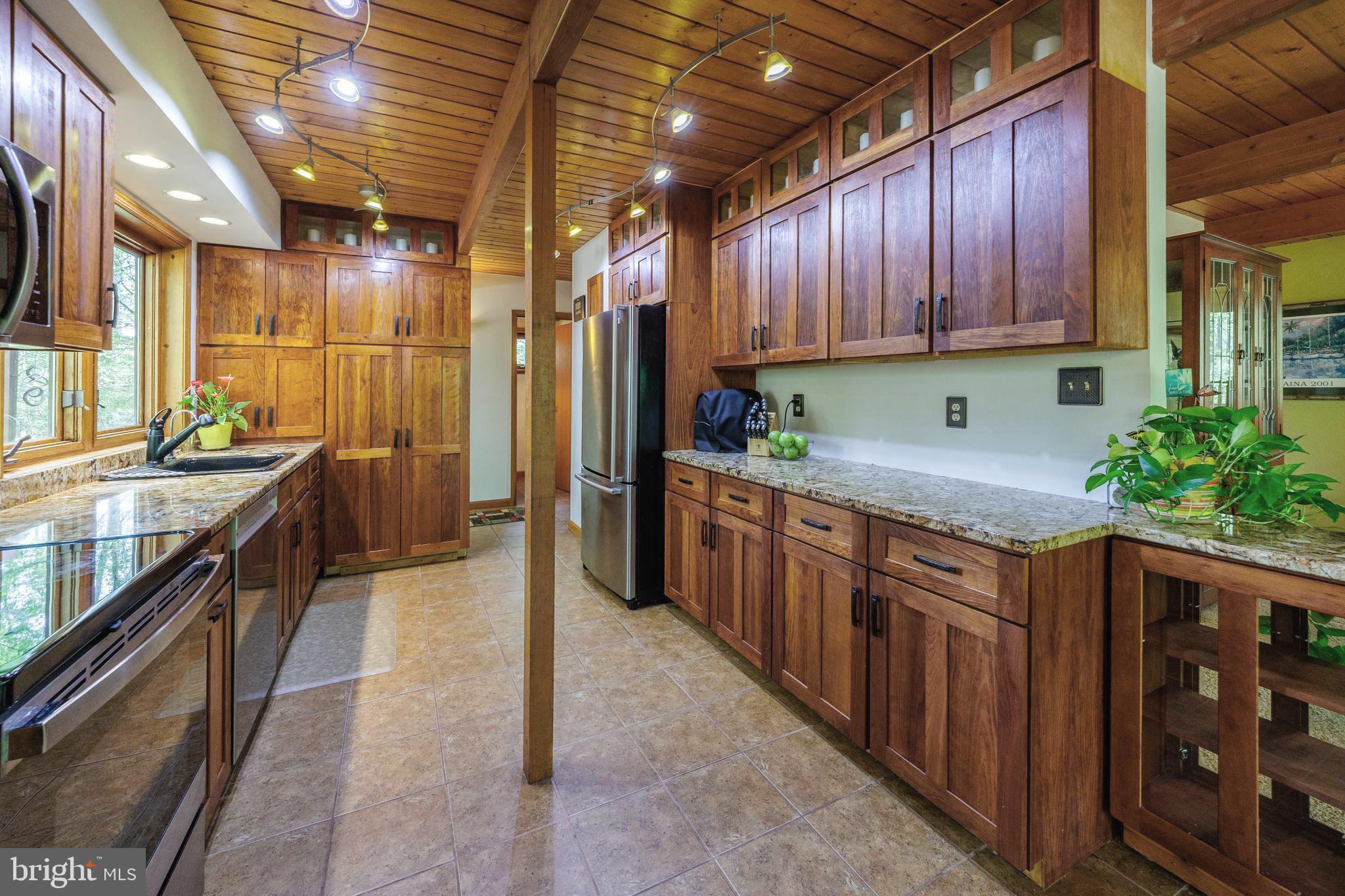 HOLLY GAF ACRES - Residential