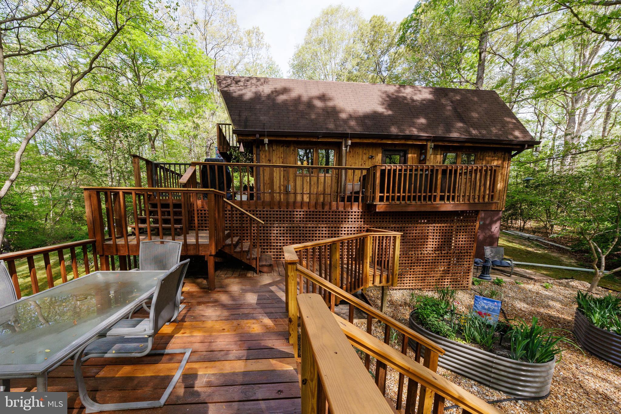 HOLLY GAF ACRES - Residential