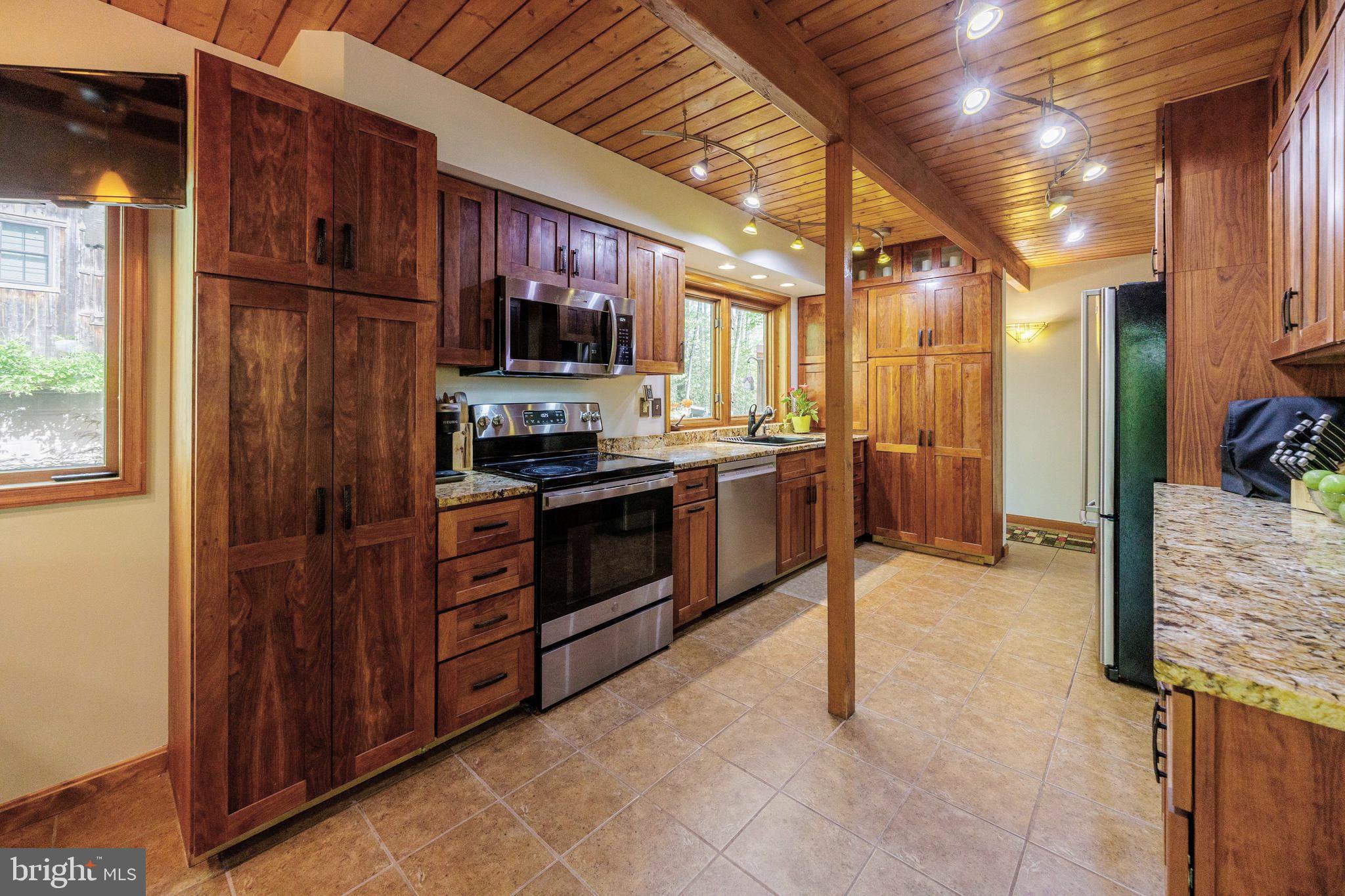 HOLLY GAF ACRES - Residential