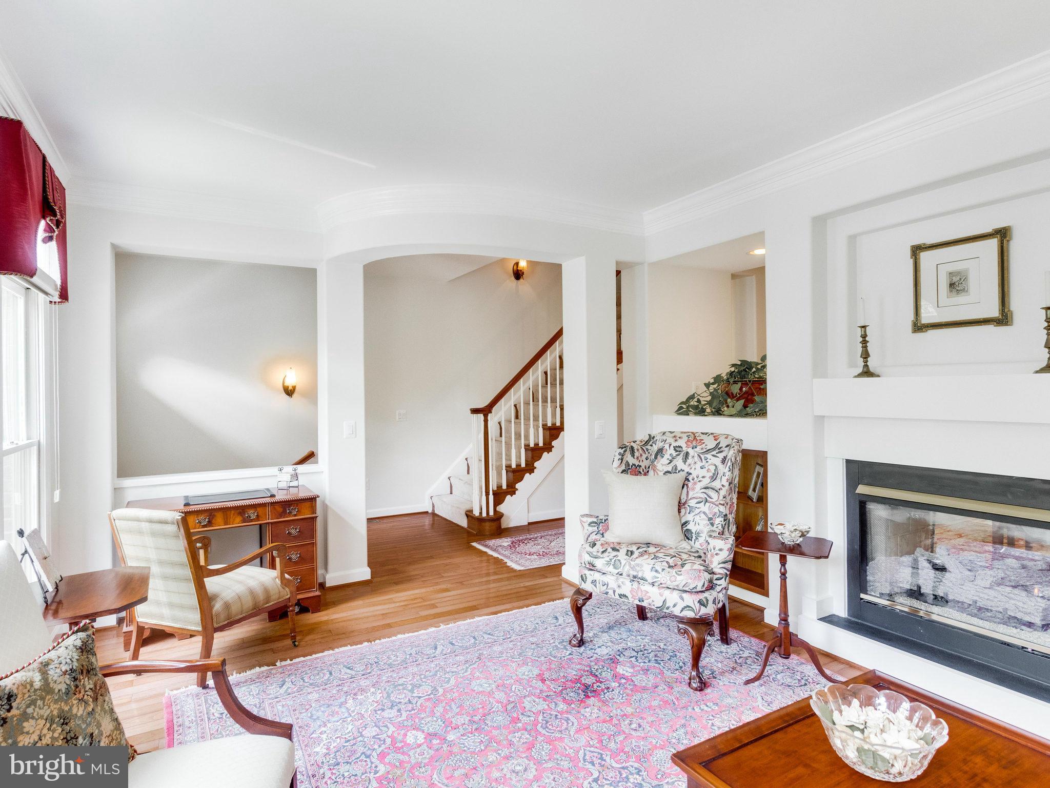 HILLCREST - Residential