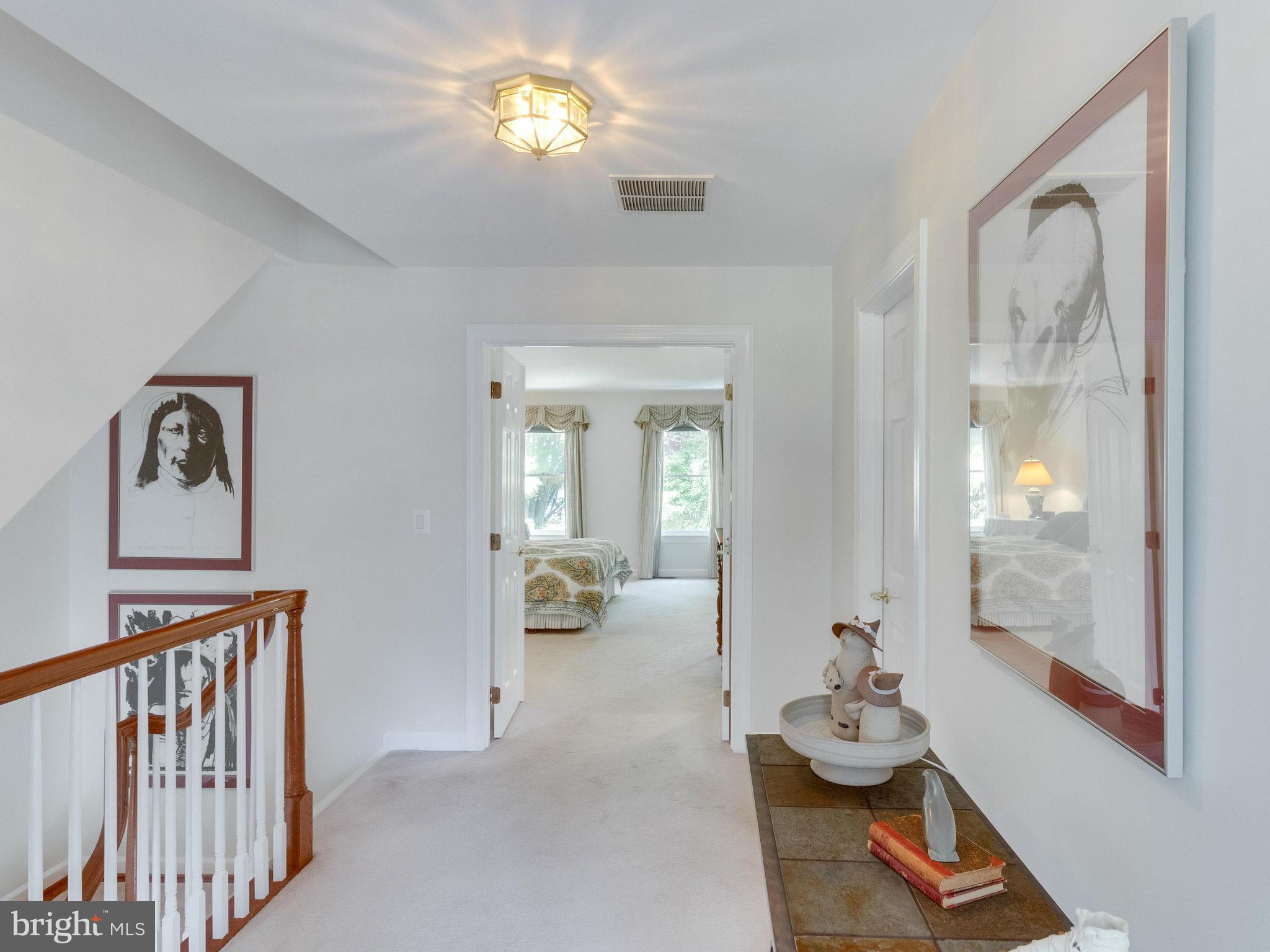 HILLCREST - Residential