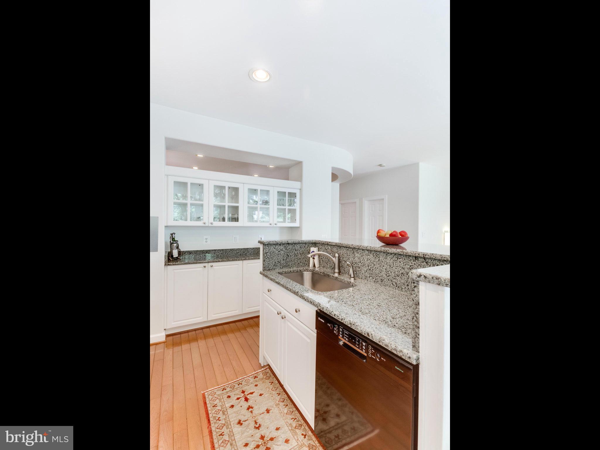 HILLCREST - Residential