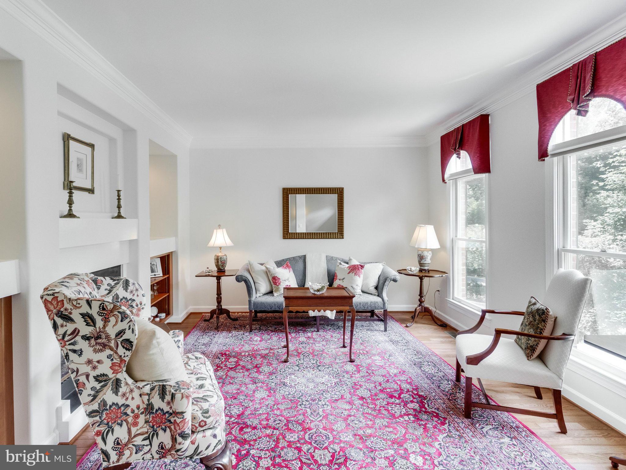 HILLCREST - Residential