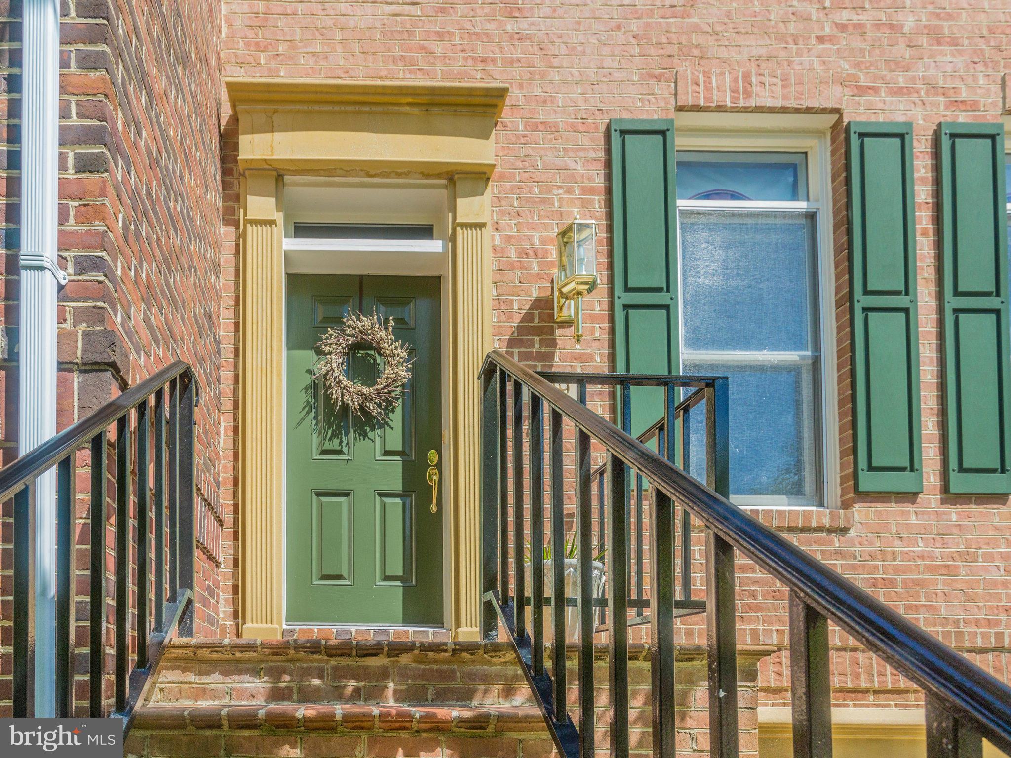 HILLCREST - Residential