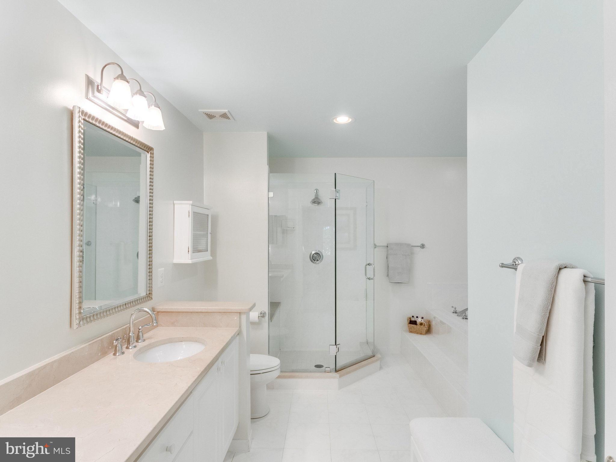 HILLCREST - Residential